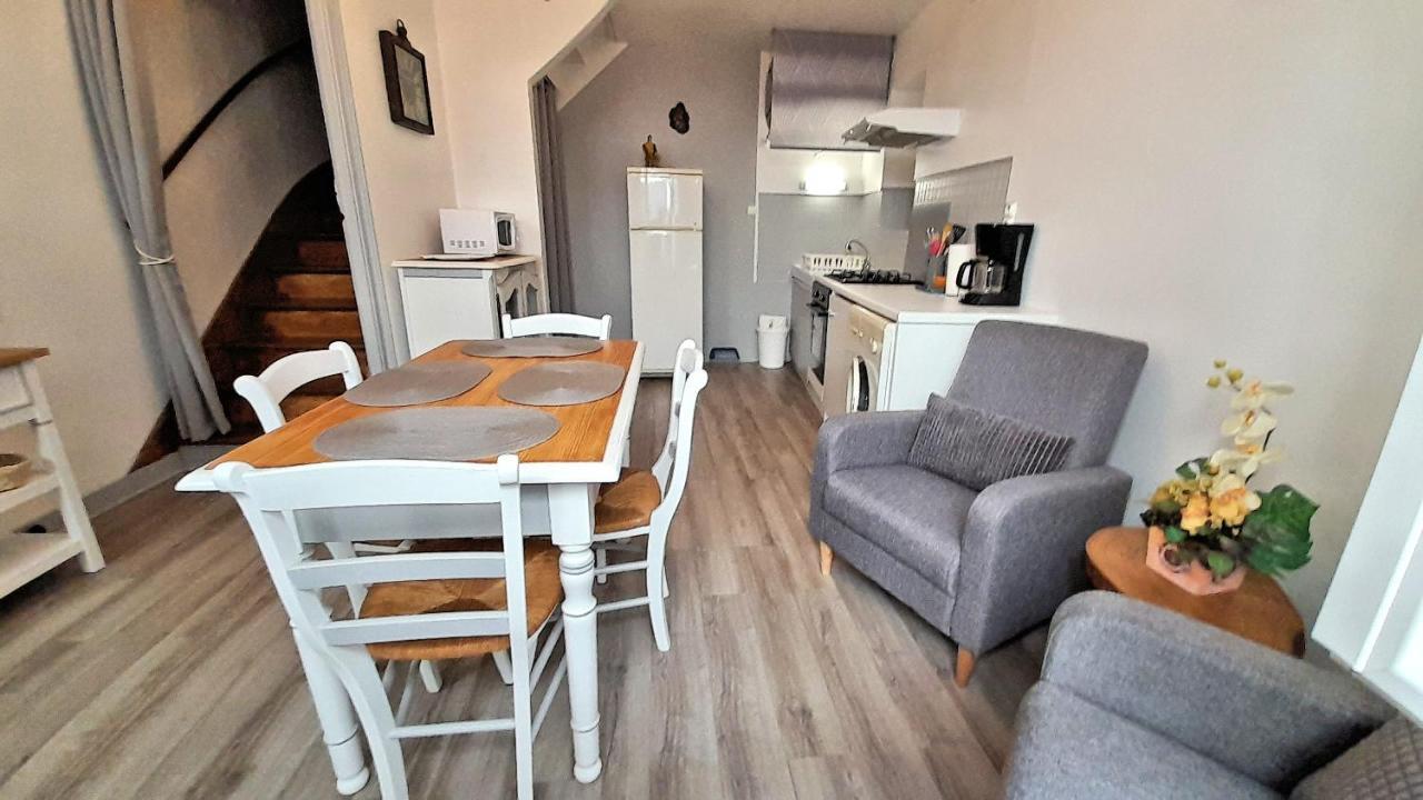 Ferienwohnung L'Oustalou - Gite Entre Lot Et Truyere Entraygues-sur-Truyère Exterior foto